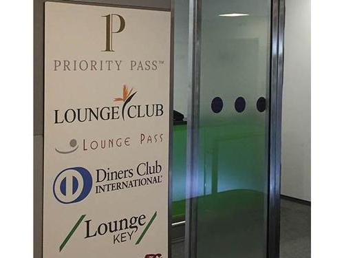 Business Lounge Terminal D